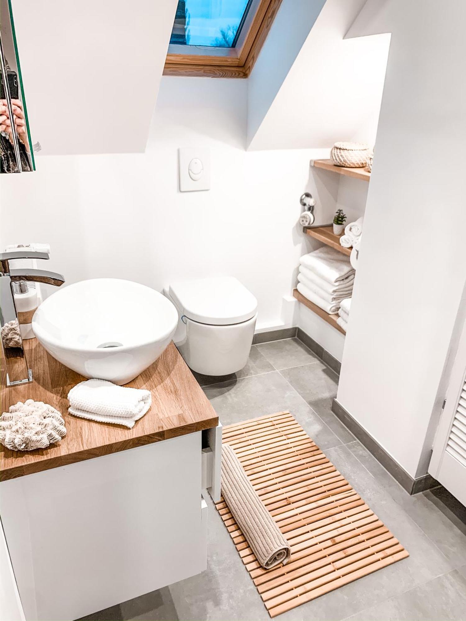 Stilvolle Dachgeschosswohnung In Duesternbrook Kiel Exteriér fotografie